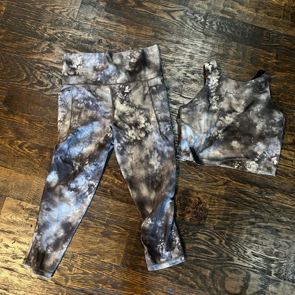 Athleta Pants - Athleta Conscious Crop SET